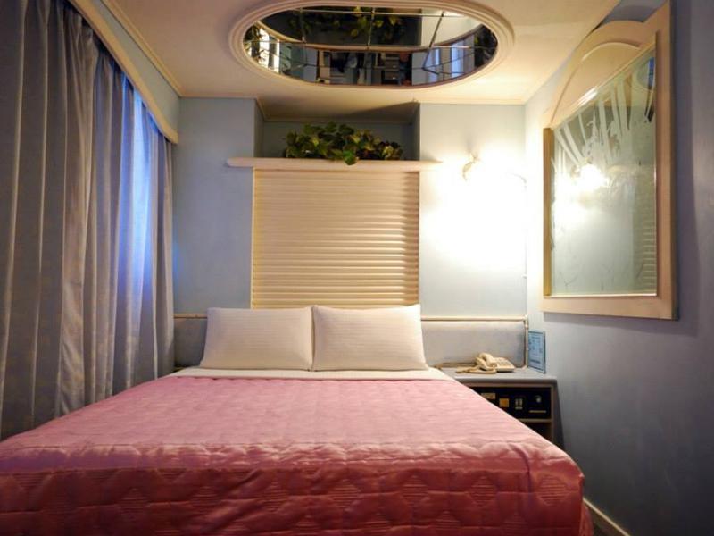 On Sight Inn Taichung Extérieur photo